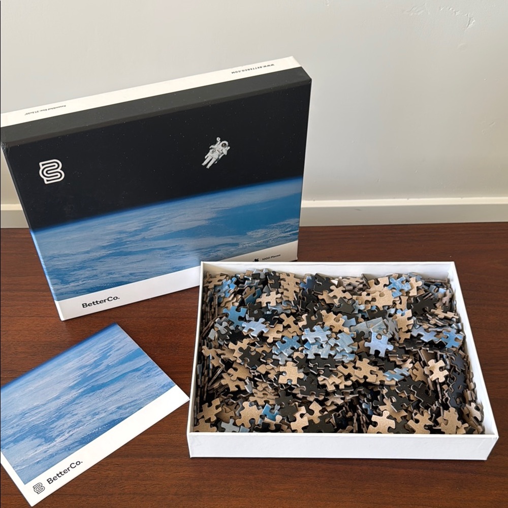 BetterCo. Space Man Puzzle 1000 Pieces